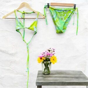 Pretty Little Thing Women’s 2 Piece Floral print Swimsuit